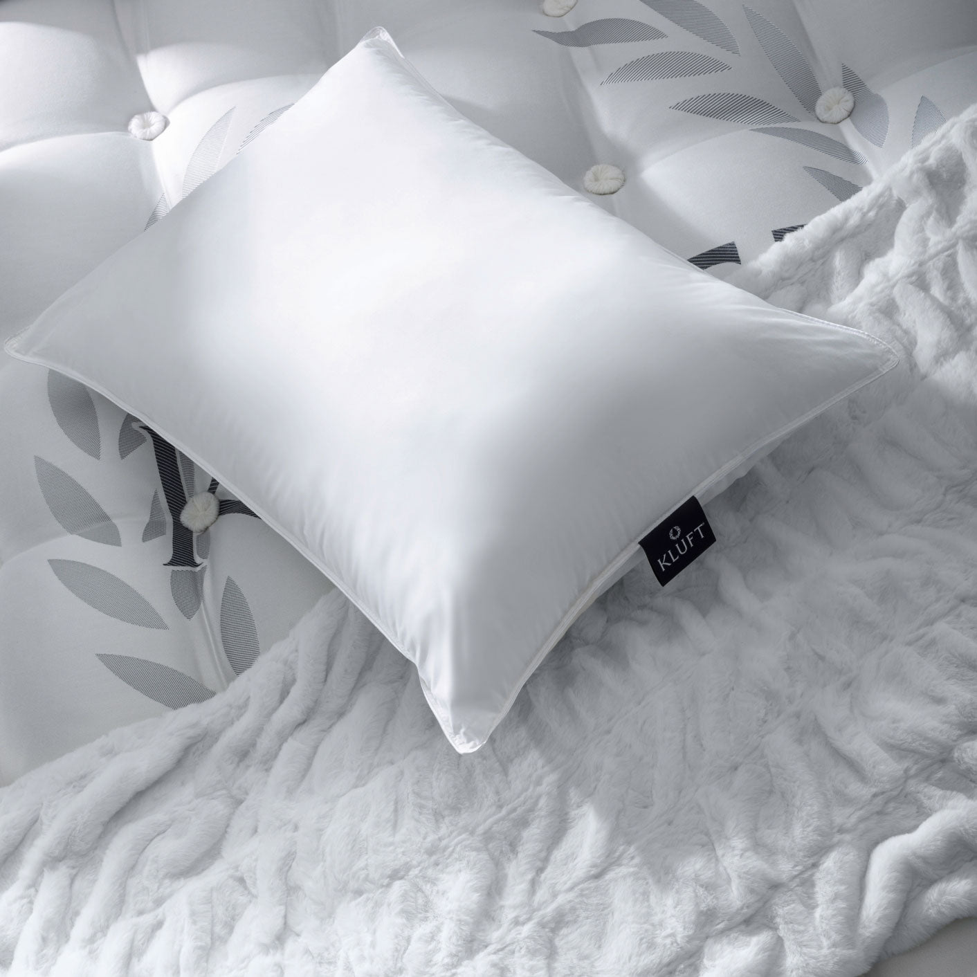 Kluft pillow store